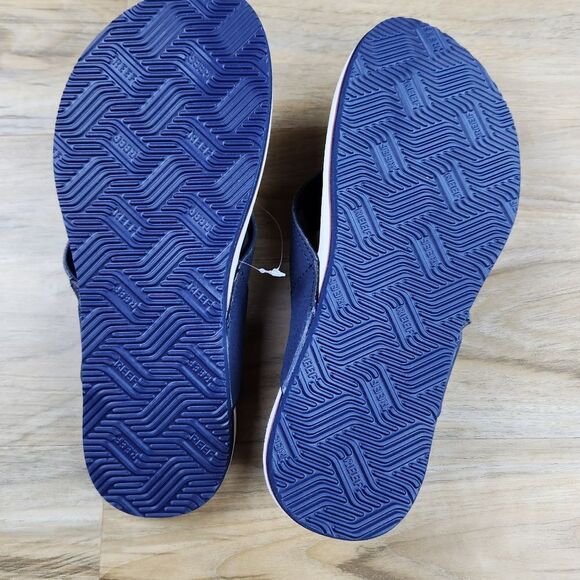 🔹️HOST PICK NWT Reef Men's Newport Print Flip Flops Size 7 - Picture 8 of 9